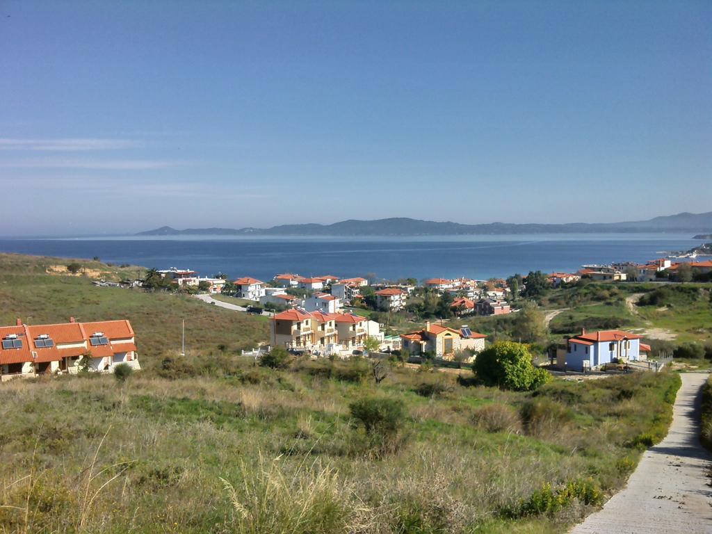 Ianthi Maisonettes Nea Roda Esterno foto